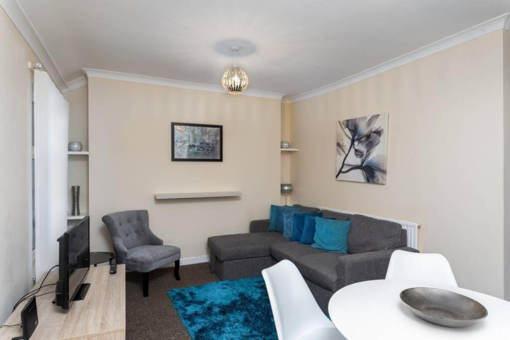 Sleeps 5, Smart Tv'S In Bedrooms Swansea Exterior foto